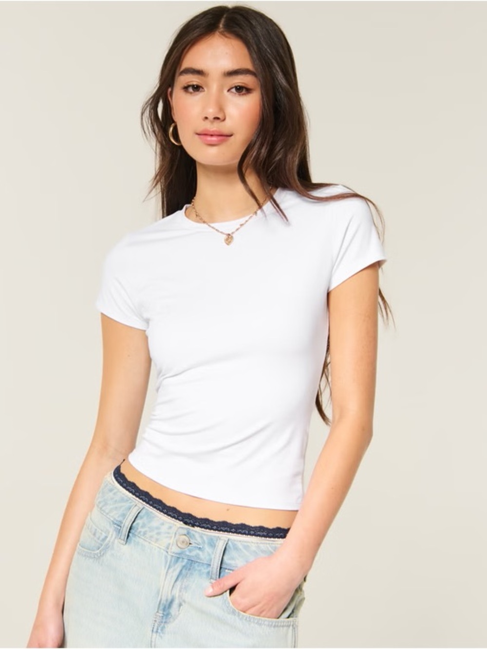 NWOT Hollister Large White Soft Stretch Seamless Fabric Crew Baby Tee Cropped